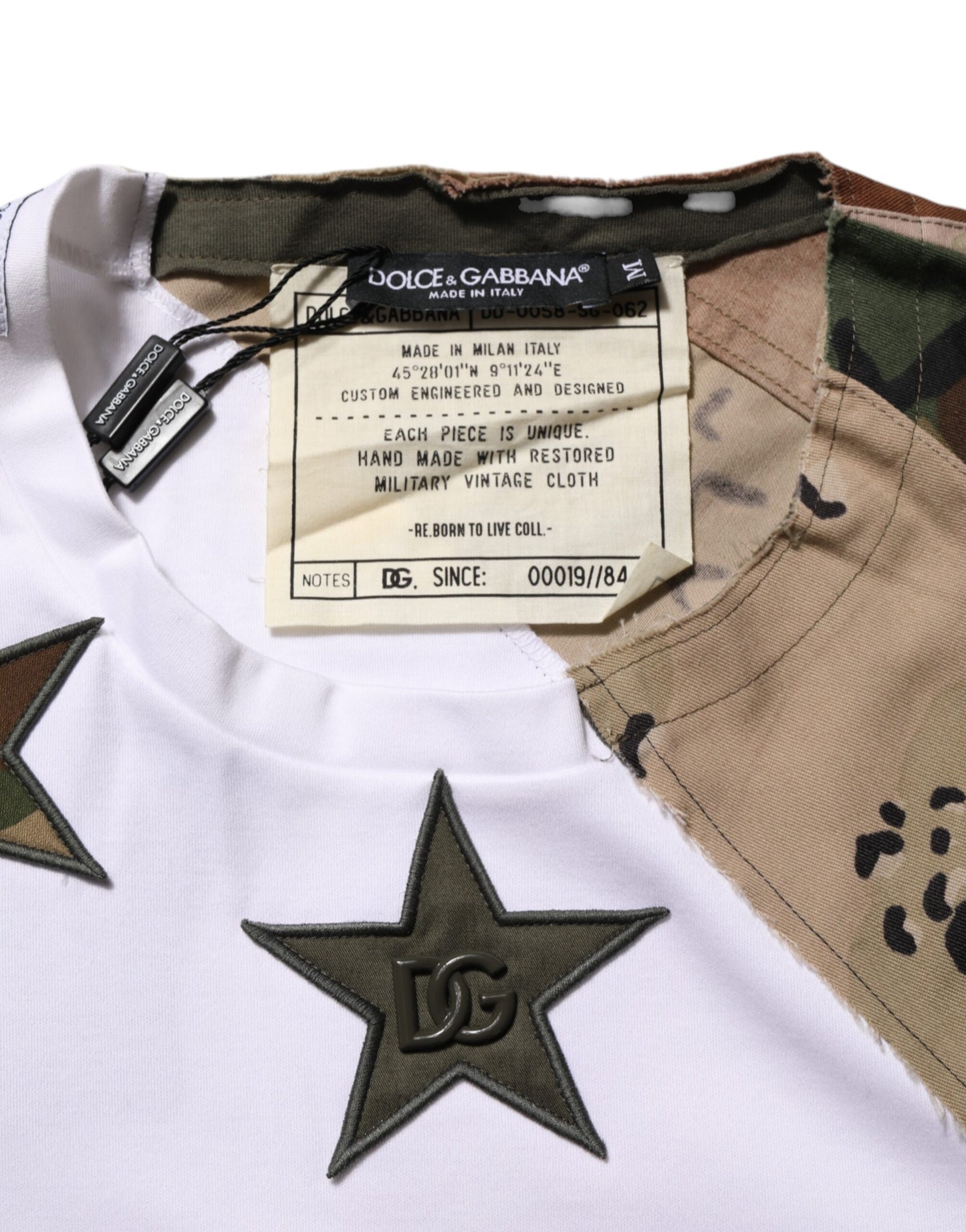 Dolce & Gabbana Weißes Camouflage-Patckwork-T-Shirt aus Baumwolle für Herren
