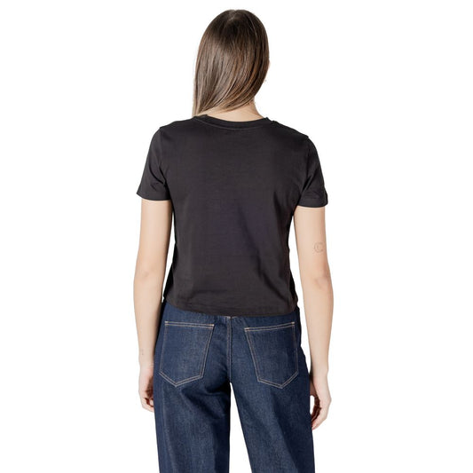 Calvin Klein Jeans – Schwarzes T-Shirt aus recycelter Baumwolle