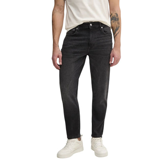 Calvin Klein Jeans – Locker geschnittene Jeans aus schwarzer Baumwolle
