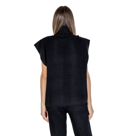 Cleré Black Viscose Turtleneck