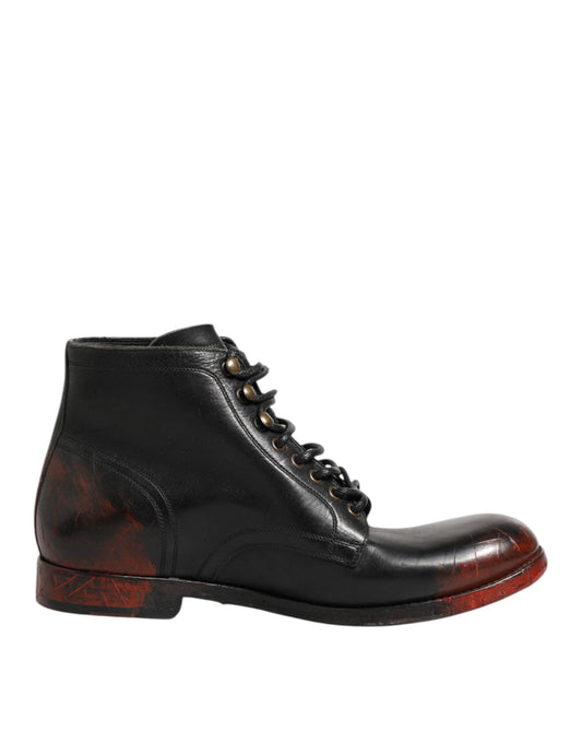 Dolce & Gabbana – Kurze Stiefeletten mit Schnürung in Schwarz und Rot