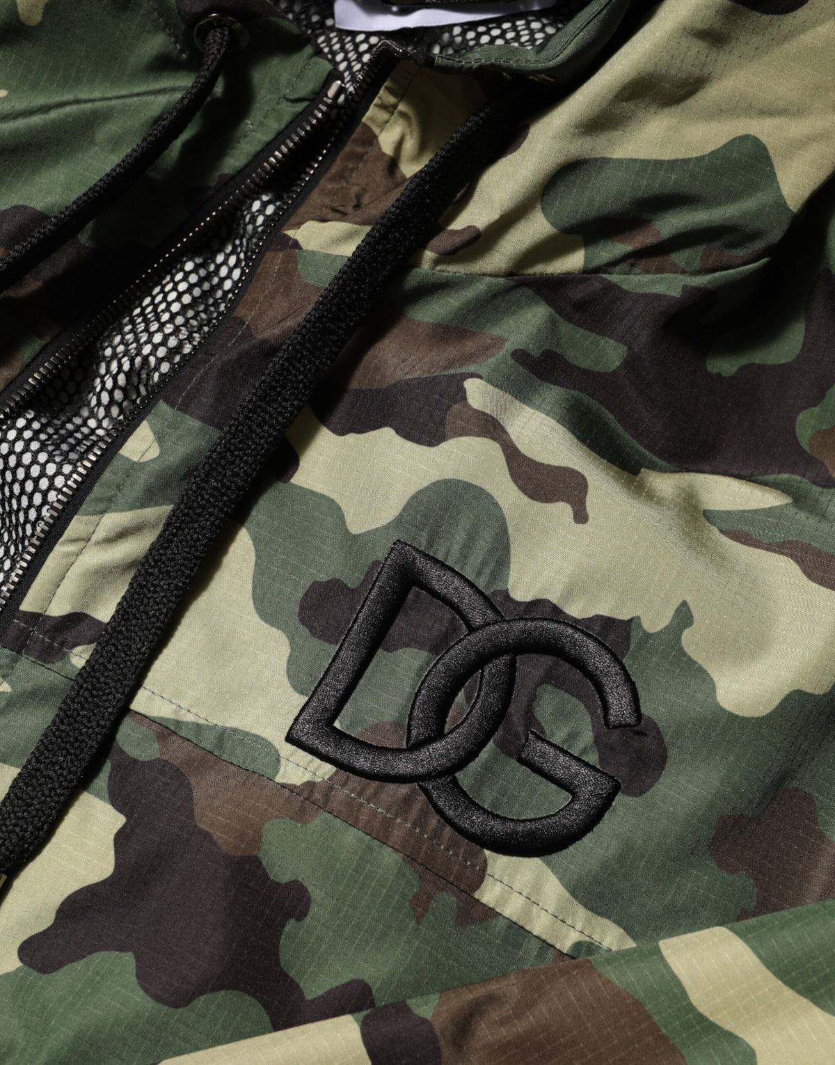 Dolce & Gabbana – Grüne Camouflage-Sweatshirtjacke mit Kapuze
