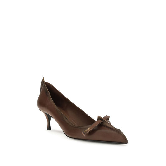 Prada Pumps aus antikem Leder
