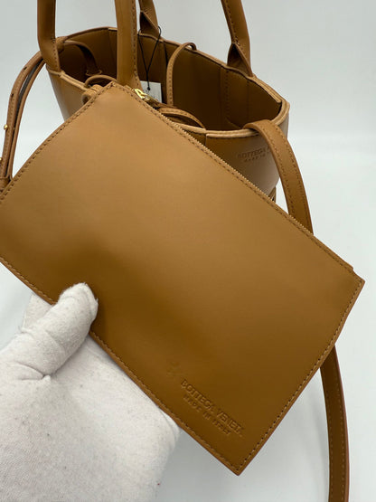 Bottega Veneta BOTTEGA VENETA ARCO Shoulder Bag