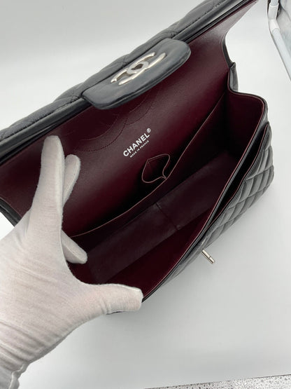 Chanel CHANEL Timeless Classique Jumbo Handbag