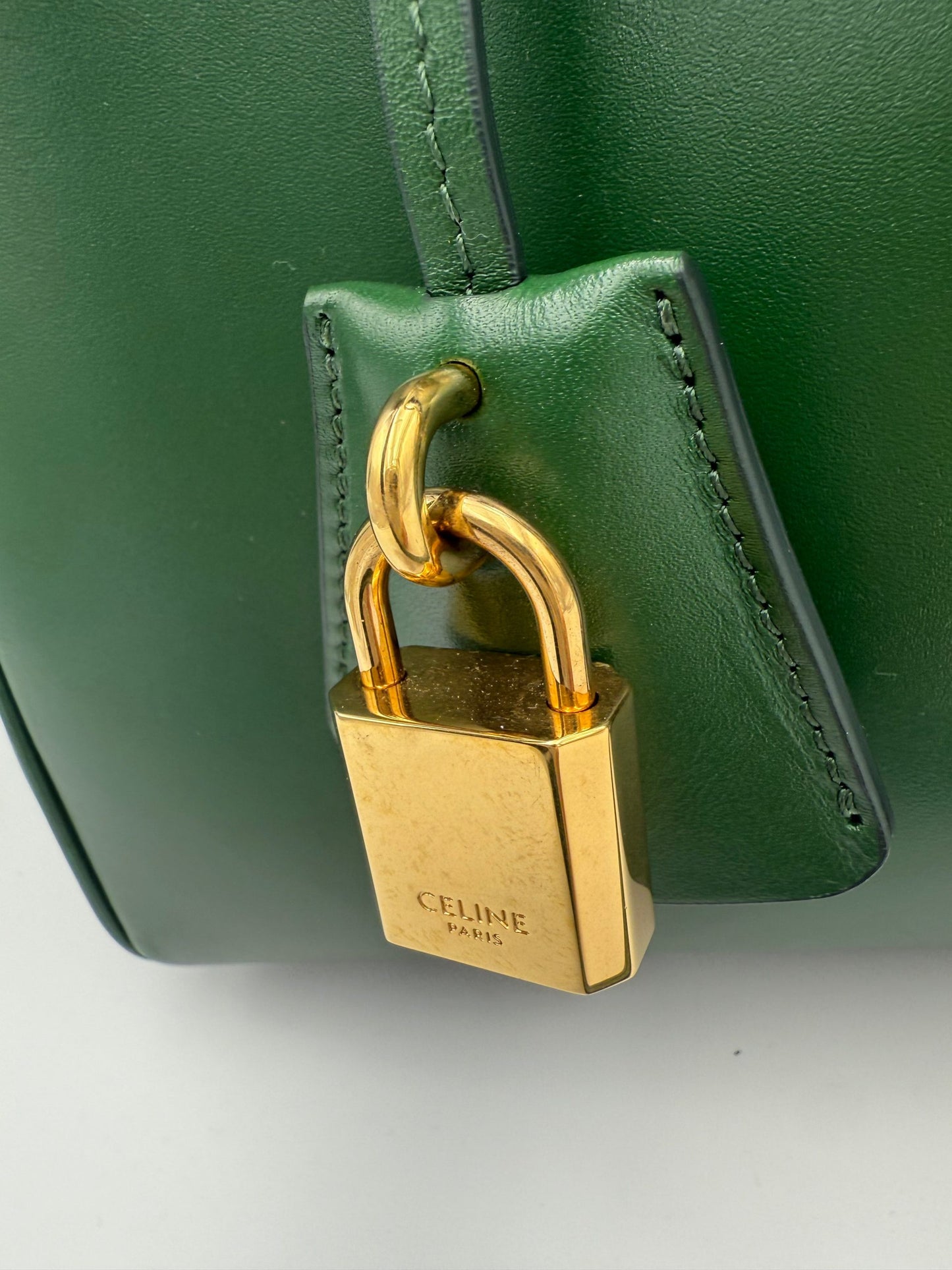 Celine CELINE 16 Classique Amazone Handbag