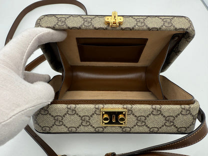Gucci GUCCI TRUNK GG Supreme Trunk