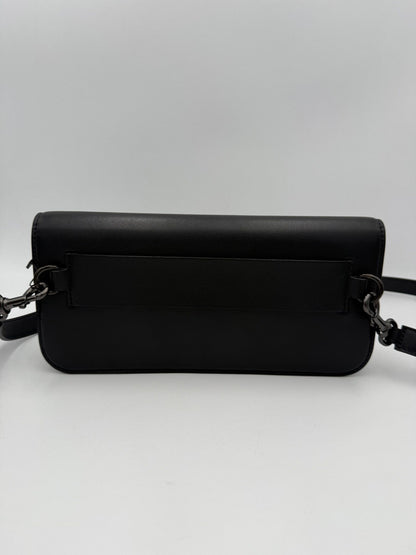 Valentino Garavani VALENTINO GARAVANI VLOGO Black Handbag