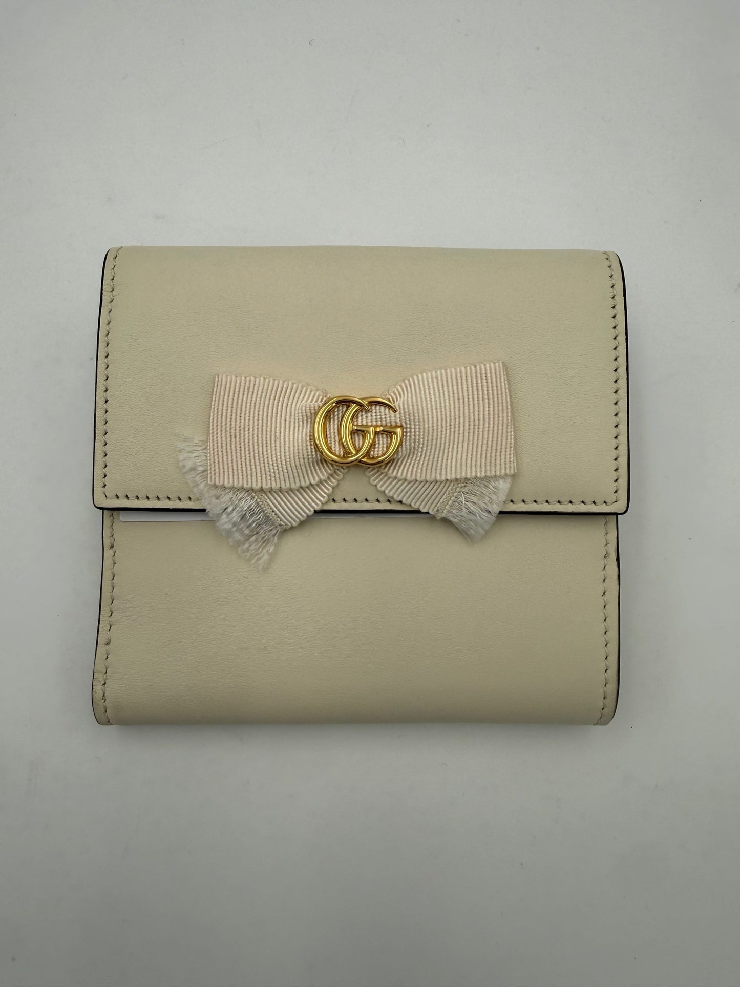 Gucci GUCCI GG Marmont Compact Wallet