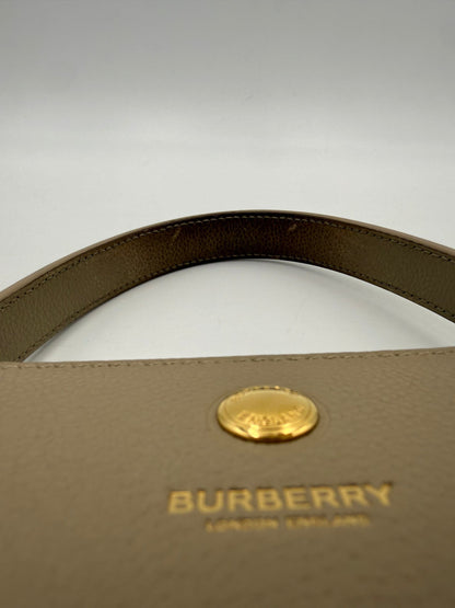 Burberry BURBERRY TITLE BAG Tote