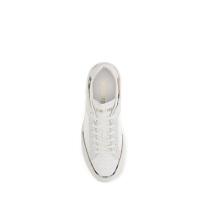 Burberry White Calf Leather Bos Taurus Low Top Sneakers