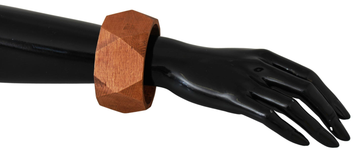 سوار خشبي بني اللون يحمل العلامة التجارية الوطنية