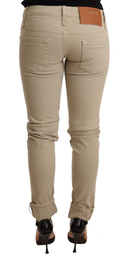 Acht – Schmal geschnittene, beigefarbene Denim-Hose mit Baumwollunterteil