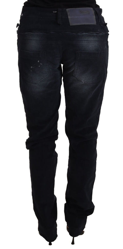 Acht Blaue Jeanshose aus gewaschenem Baumwolldenim mit niedriger Taille und lockerer Passform