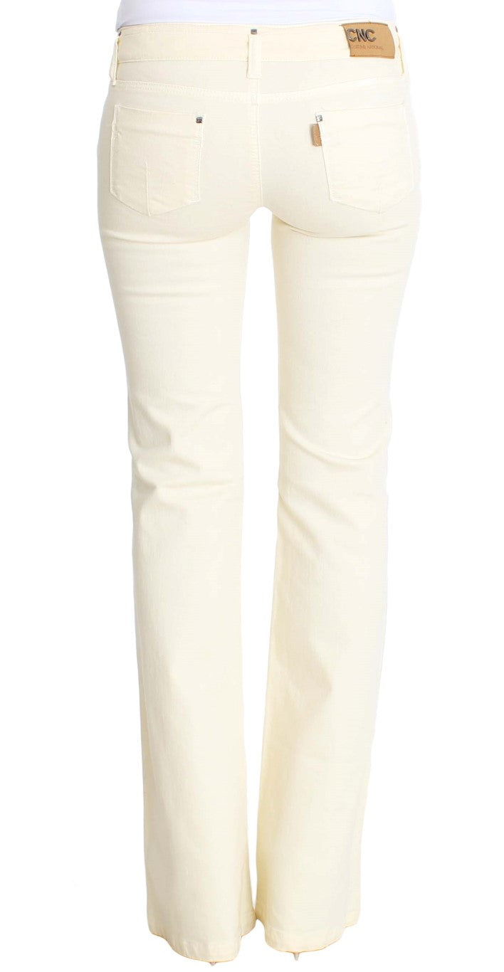 Costume National – Weiße Schlagjeans aus Baumwollstretch
