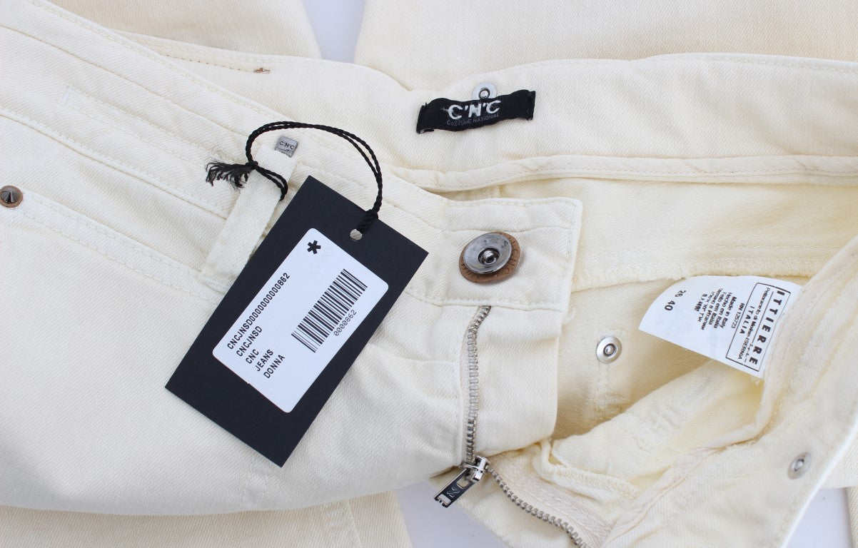 Costume National – Weiße Schlagjeans aus Baumwollstretch
