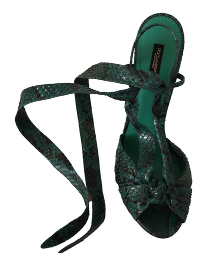 Dolce &amp; Gabbana Grüne Python-Riemensandalen mit Absatz