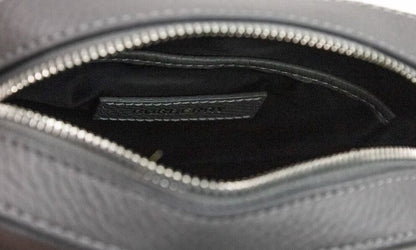 Burberry Thornton – Kleine Umhängetasche aus genarbtem Leder mit geprägtem Logo in Grau