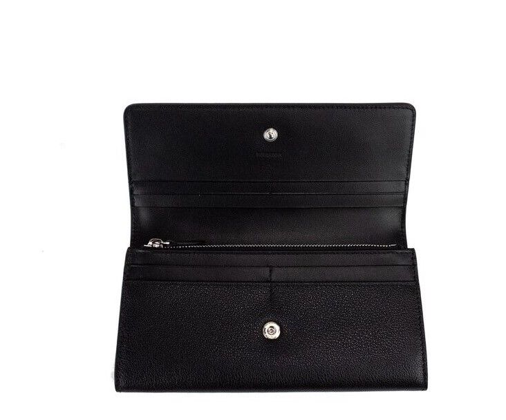 Burberry Porter – Clutch-Geldbörse mit Überschlag aus genarbtem Leder mit geprägtem Markenlogo in Schwarz