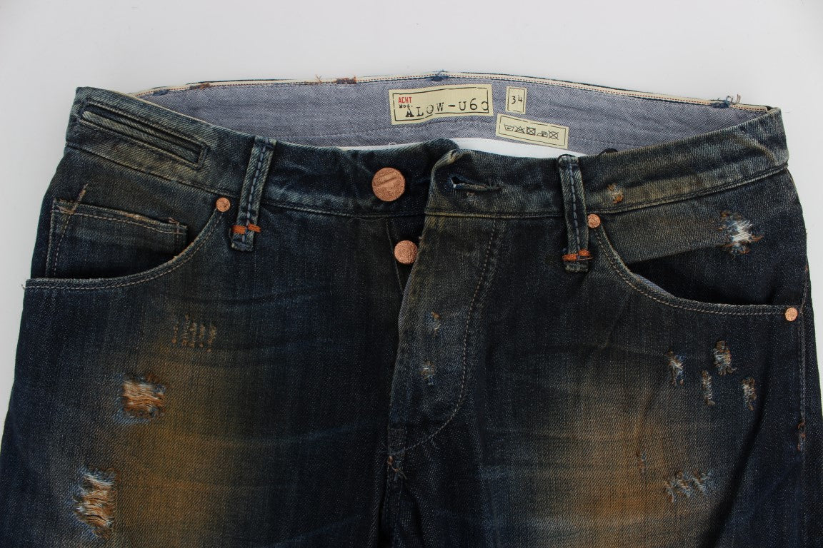 Acht Regular Straight Fit Jeans aus Baumwolle in blauer Waschung