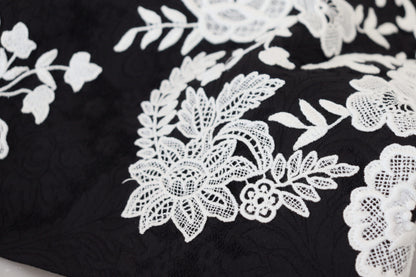 Dolce &amp; Gabbana – Schwarzes A-Linien-Kleid mit halblangen Ärmeln und Spitzenbesatz