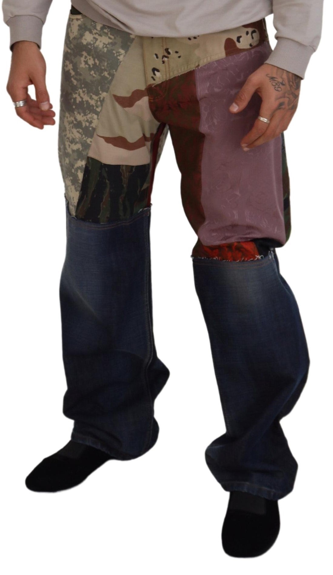 بنطلون جينز رجالي من دولتشي آند غابانا متعدد الألوان من الحرير المرقّع