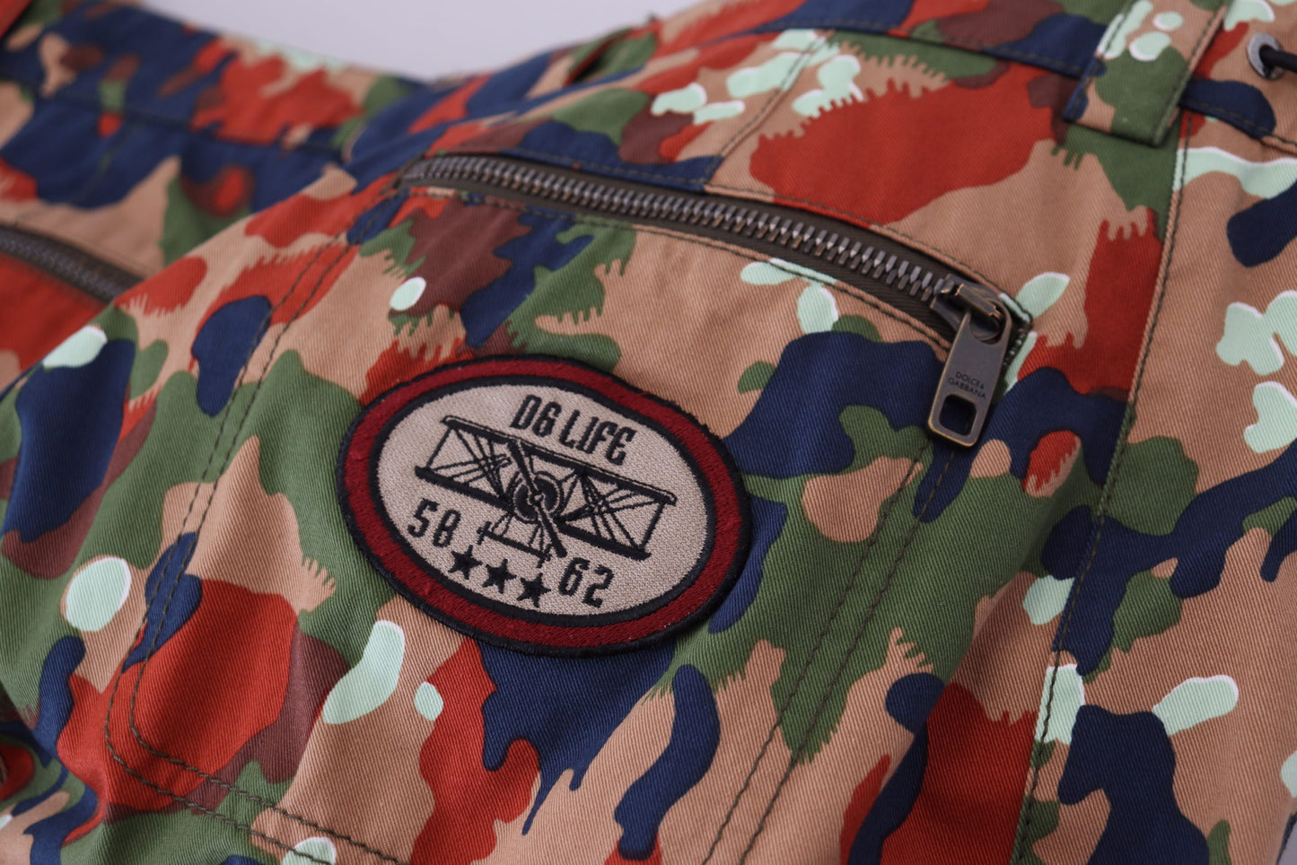 Dolce &amp; Gabbana Mehrfarbige Camouflage-Cargo-Shorts aus Baumwolle