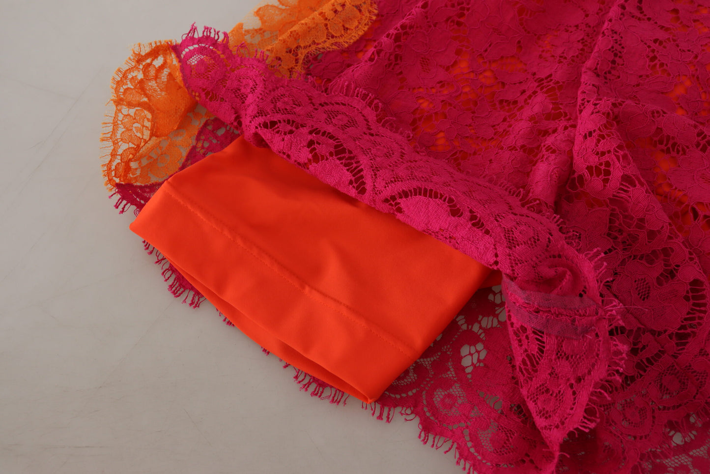 Dolce &amp; Gabbana Pink-orangefarbene Shorts aus Baumwolle mit hoher Taille