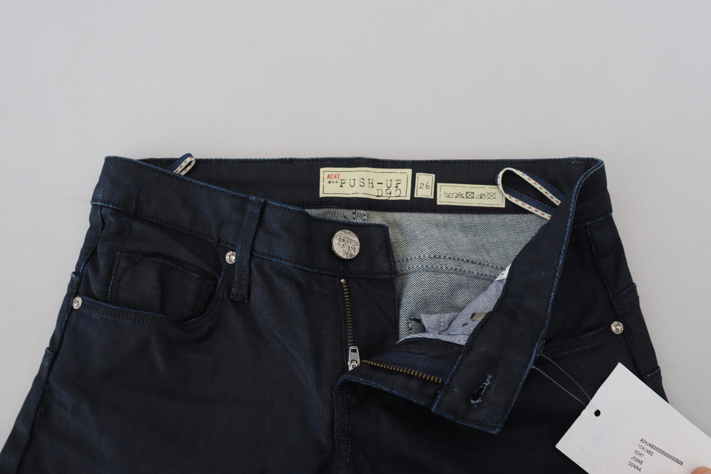 Acht Blaue, schmal geschnittene Damen-Jeans aus Baumwolle mit niedriger Taille
