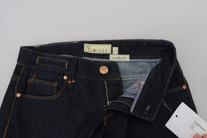 Acht Blaue, schmal geschnittene Damen-Jeans aus Baumwolle mit niedriger Taille