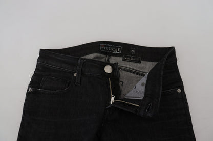 Acht Schwarze Slim Fit Damen Jeans aus Baumwolle