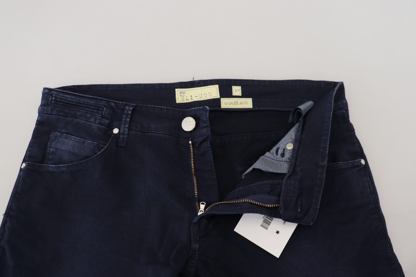 Acht Blaue, schmal geschnittene Jeans aus Baumwolle für Herren