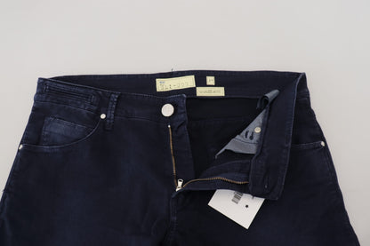 Acht Blaue, schmal geschnittene Jeans aus Baumwolle für Herren