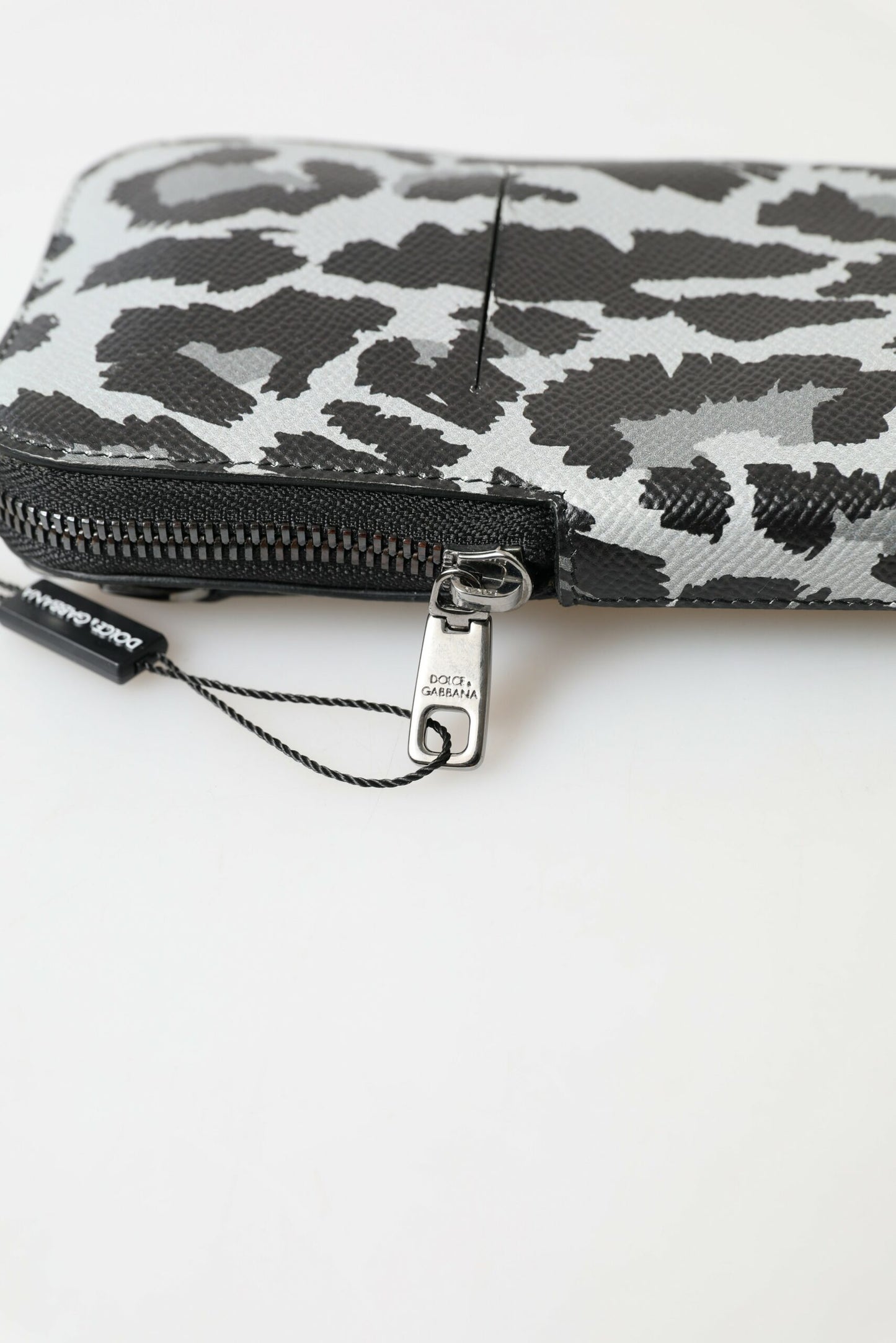 Dolce &amp; Gabbana Graue Leopardenleder Herren Geldbörse Crossbody Sling Handytasche