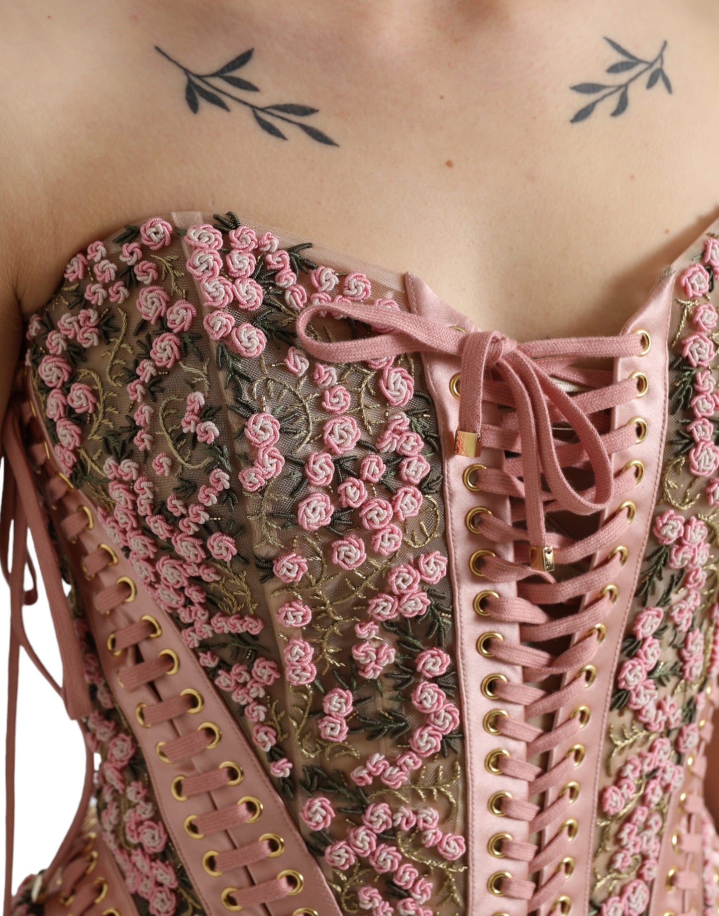 Dolce &amp; Gabbana – Bustier-Korsett-Oberteil mit Blumenapplikation in Rosa
