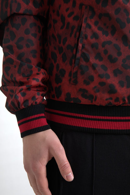 Dolce &amp; Gabbana – Rote Bomber-Kurzmanteljacke mit Leopardenmuster