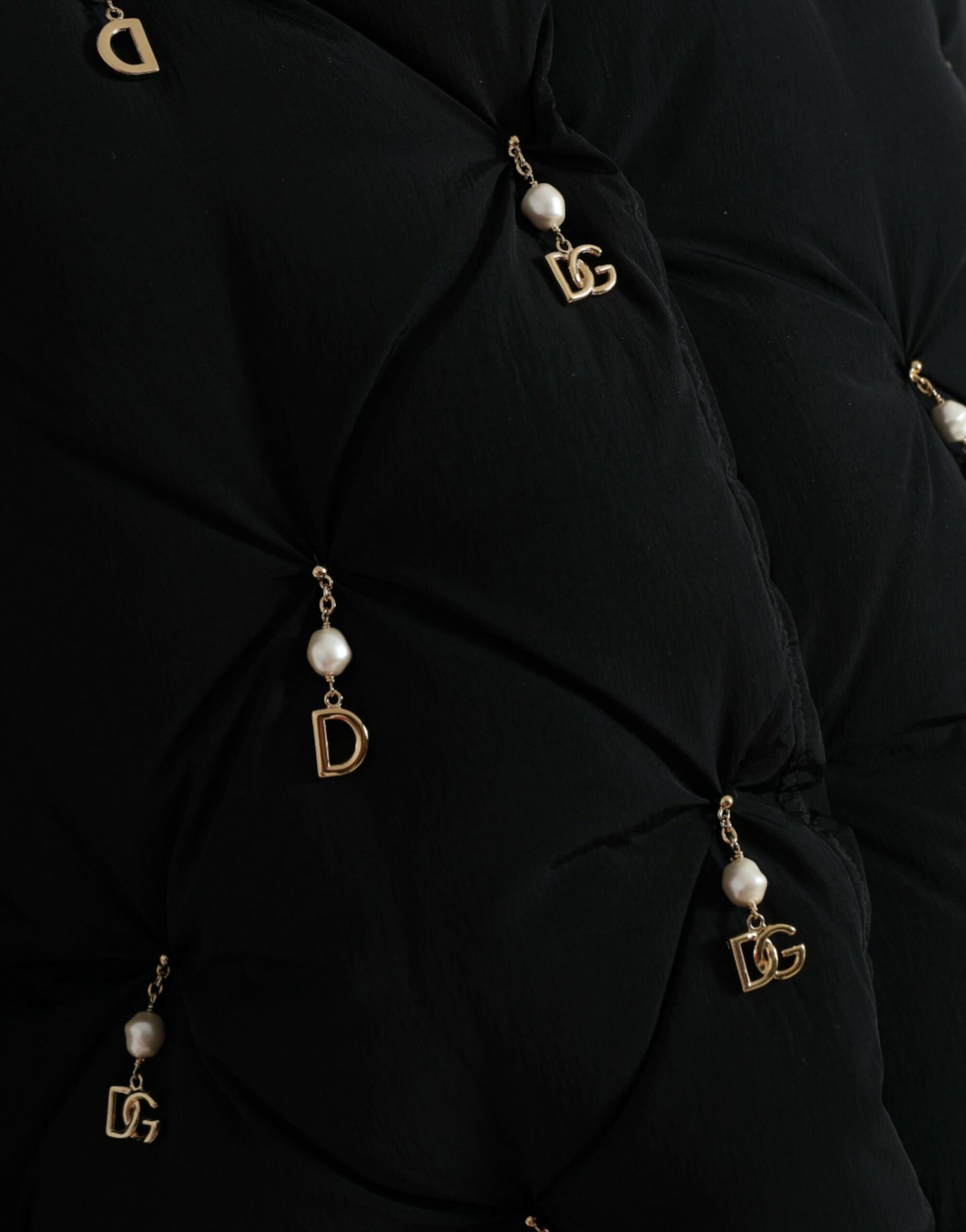 Dolce &amp; Gabbana – Schwarze, verzierte, gesteppte Shell-Bomberjacke