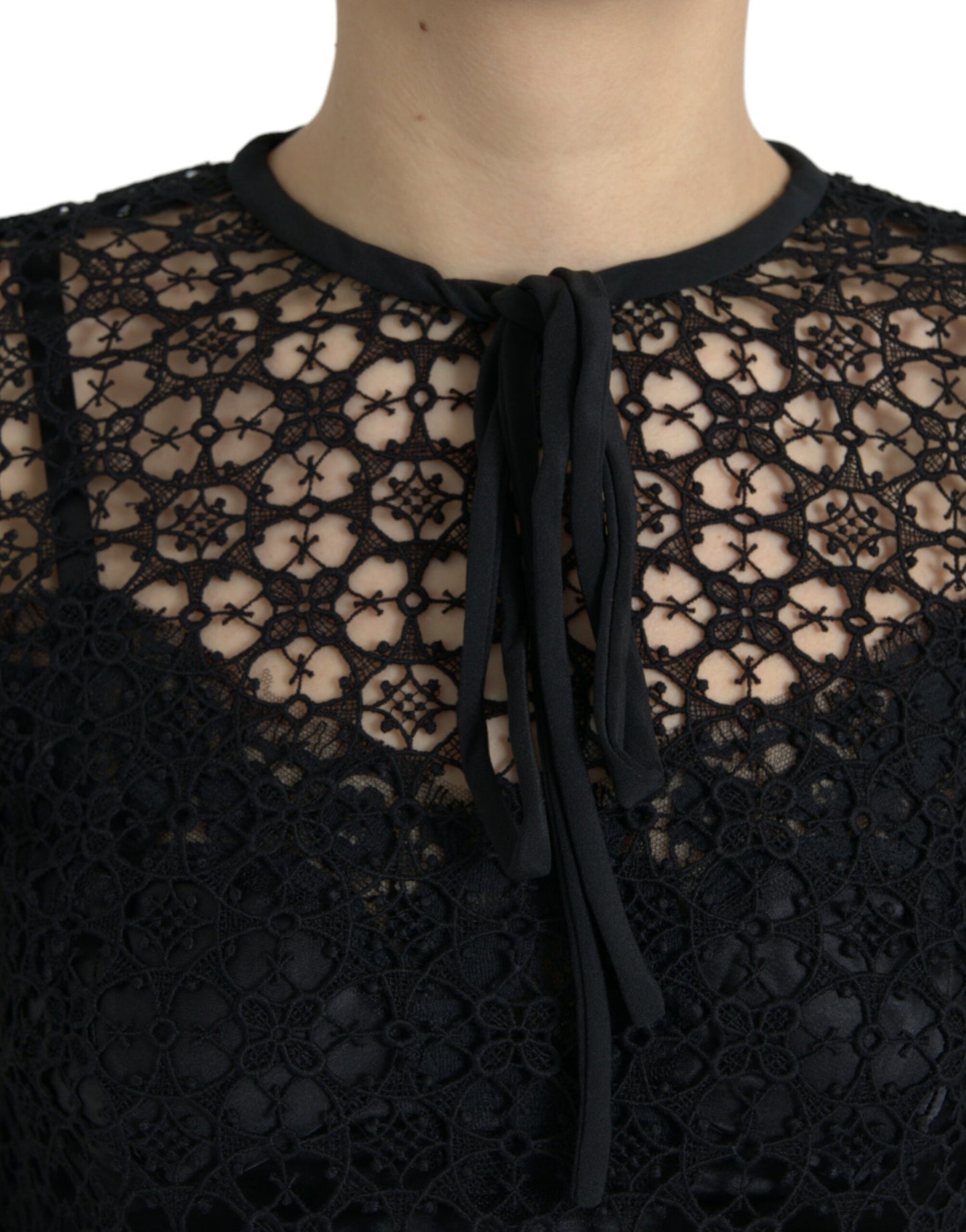 Dolce &amp; Gabbana – Schwarze Bluse mit Blumenspitze und kurzen Ärmeln