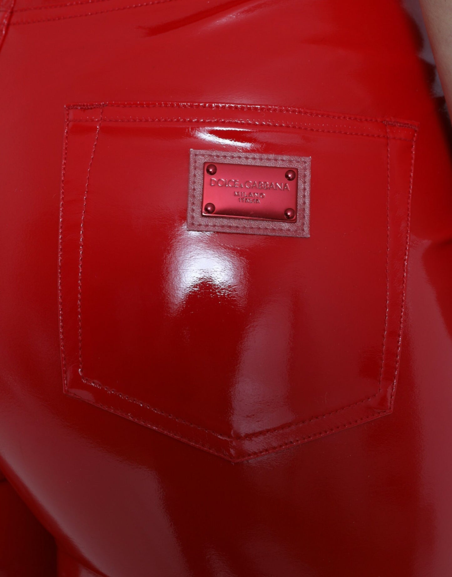 Dolce &amp; Gabbana – Glänzend rote Skinny-Hose mit hoher Taille