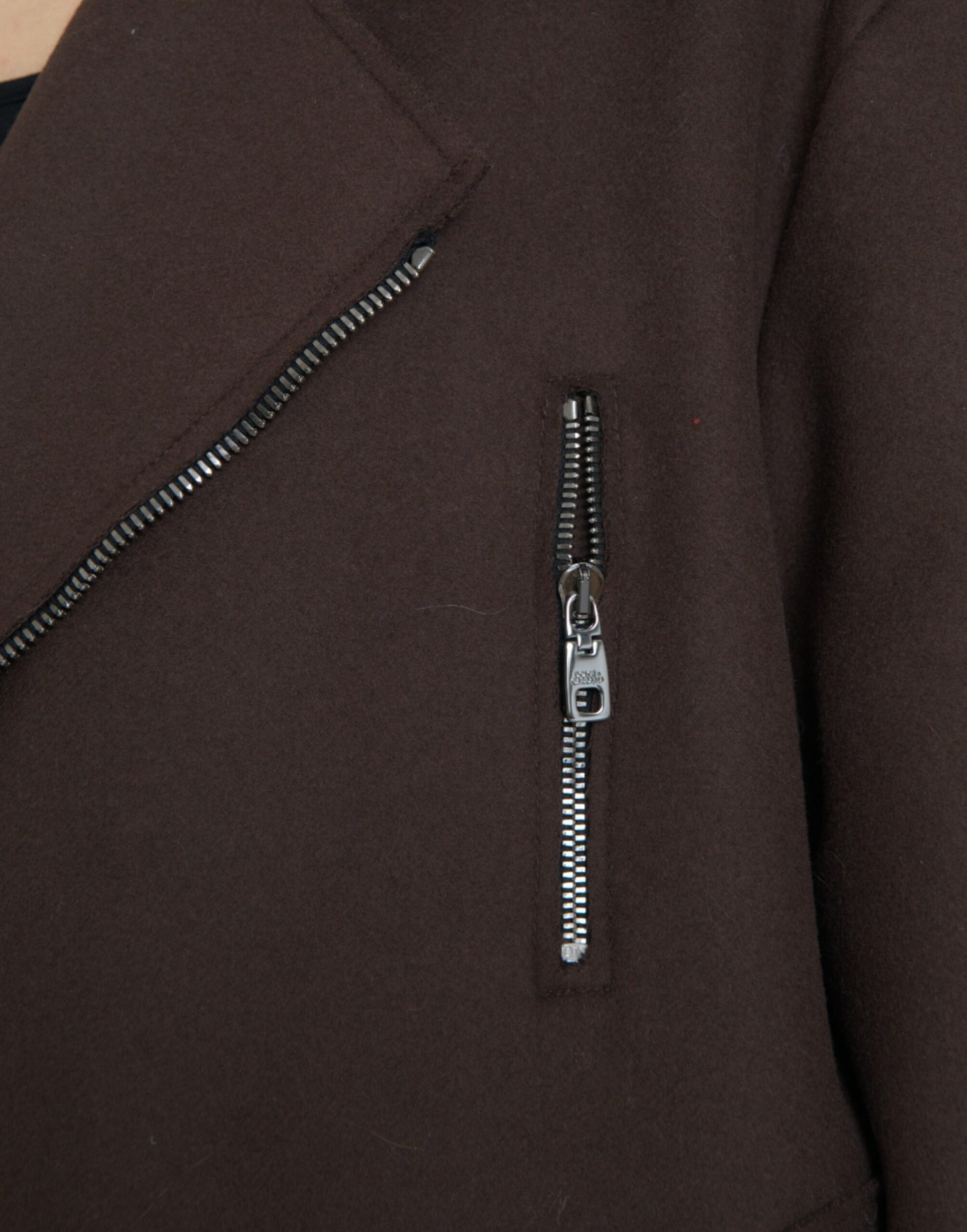 معطف بني قصير من الصوف من دولتشي آند غابانا