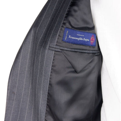 Grauer Wollanzug für Herren, hergestellt in Italien