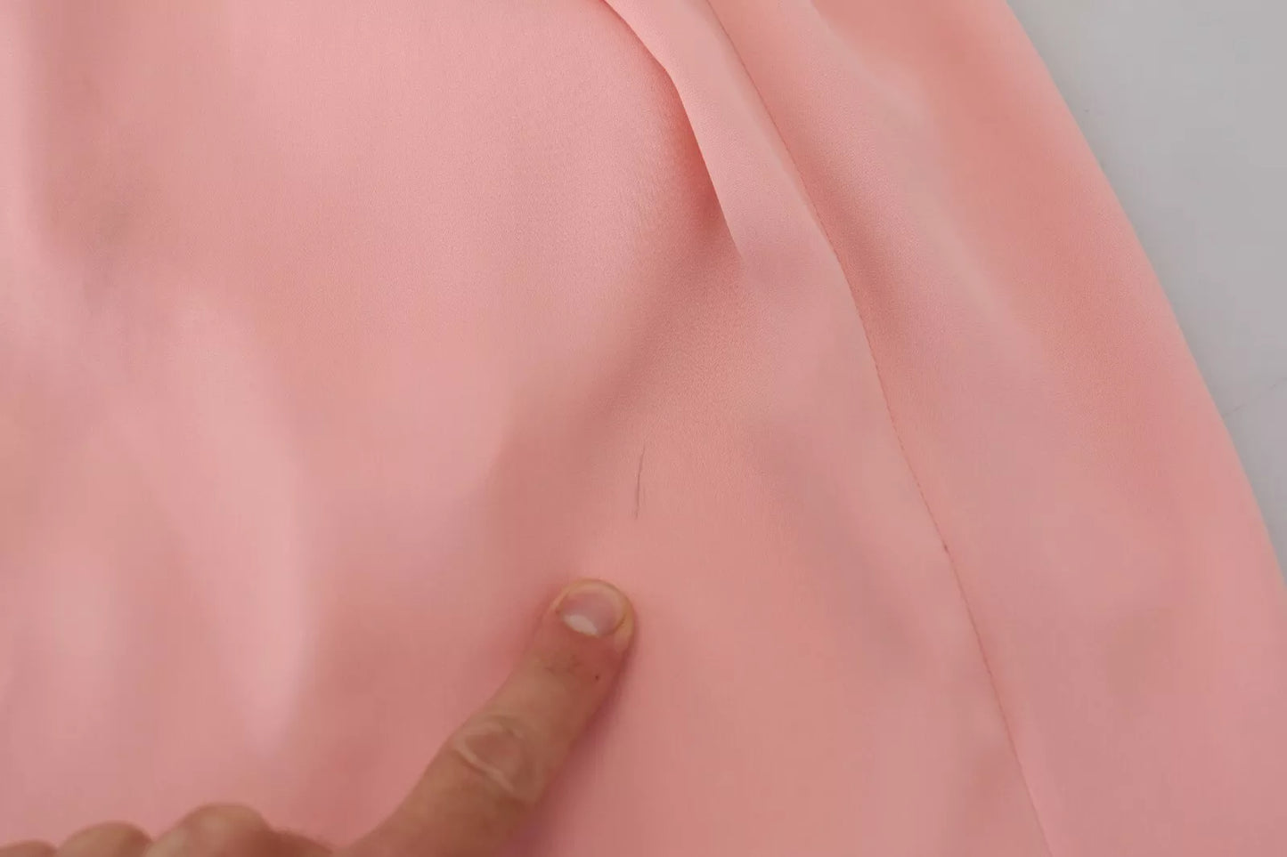 Dolce &amp; Gabbana – Trägerloses Midi-Etuikleid aus Stretch-Seide in Rosa