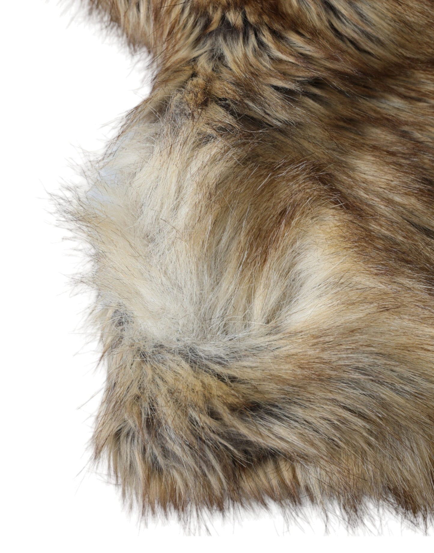 قبعة دولتشي آند غابانا بنية اللون من الفرو الصناعي بغطاء كامل للرأس