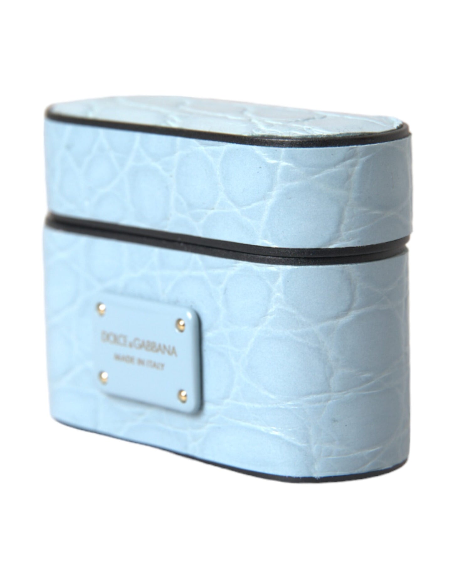 حافظة سماعات Airpods من دولتشي آند غابانا، مصنوعة من الجلد باللون الأزرق الفاتح، ومزينة بشعار معدني