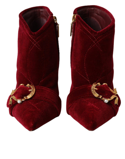 Dolce &amp; Gabbana Dunkelrote Samtstiefel mit Schnalle