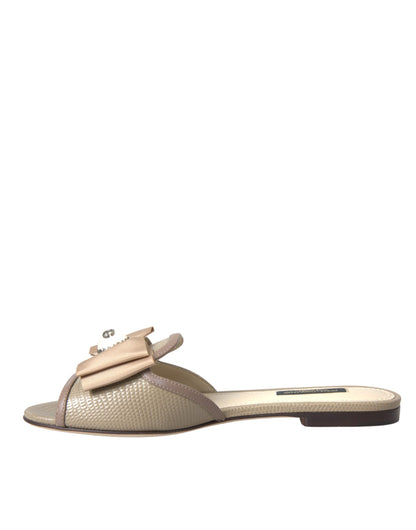 Dolce &amp; Gabbana Beige Logo Pearl Flats Sandalen Slides Schuhe