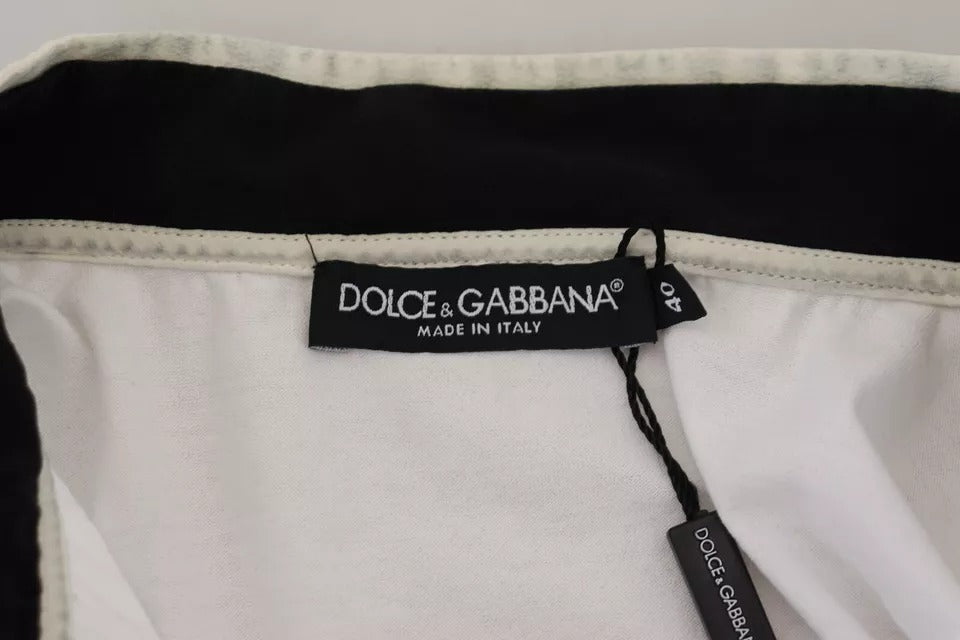 Dolce &amp; Gabbana – Weißes T-Shirt aus Baumwolle mit Ascot-Kragen und Aufdruck