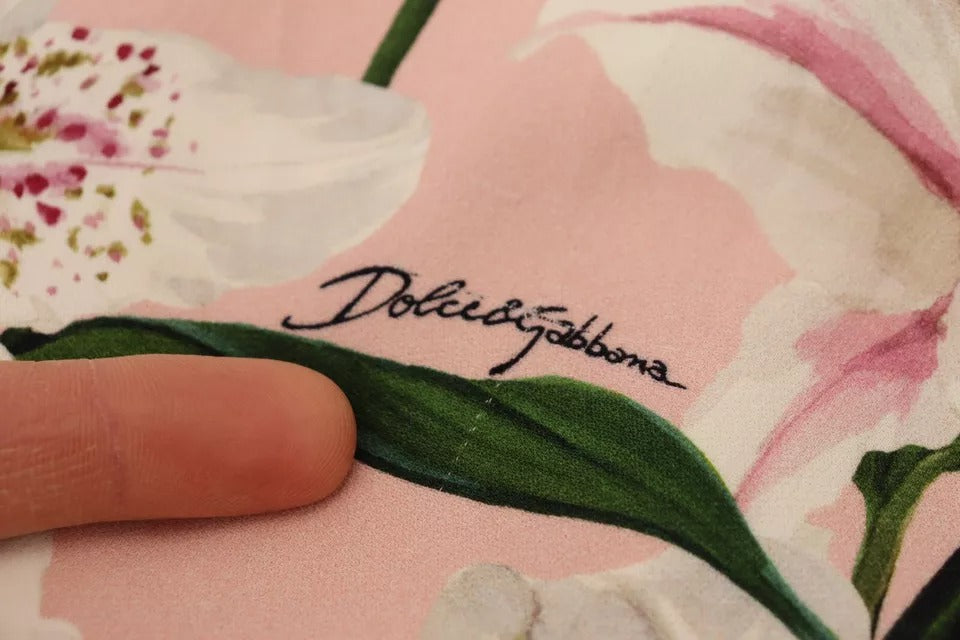 Dolce &amp; Gabbana Pink Lily Viskose-Etuikleid in Knielänge