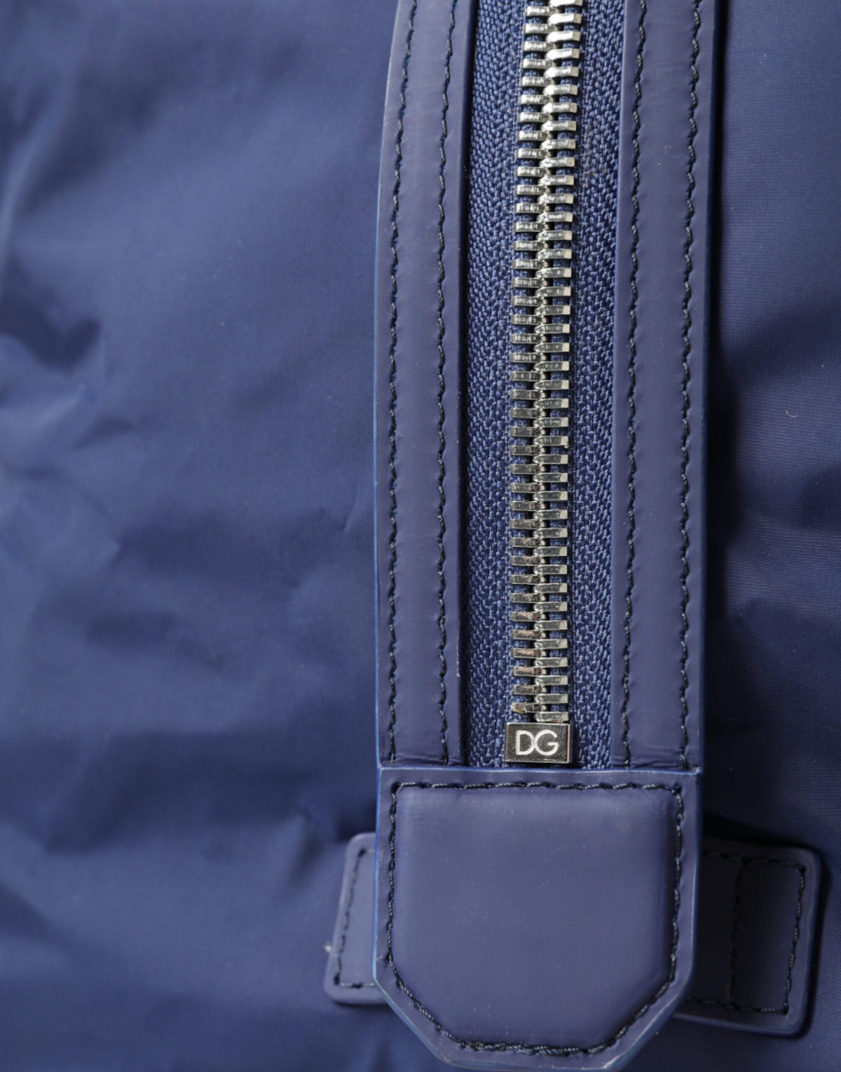 Dolce &amp; Gabbana – Blaue Nylon-Umhängetasche aus Kalbsleder