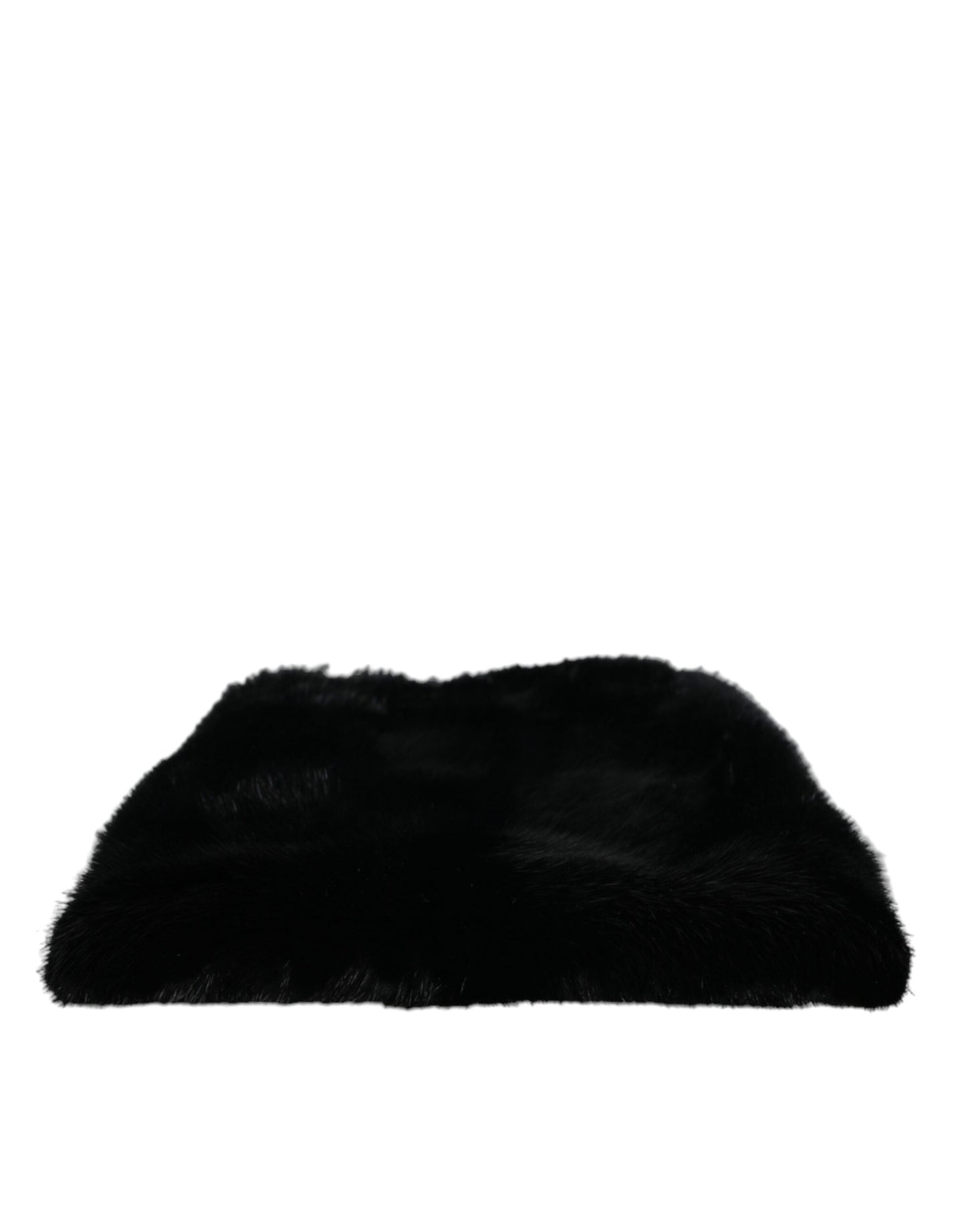 حقيبة دولتشي آند غابانا سوداء من الفرو الصناعي بسلسلة فضية